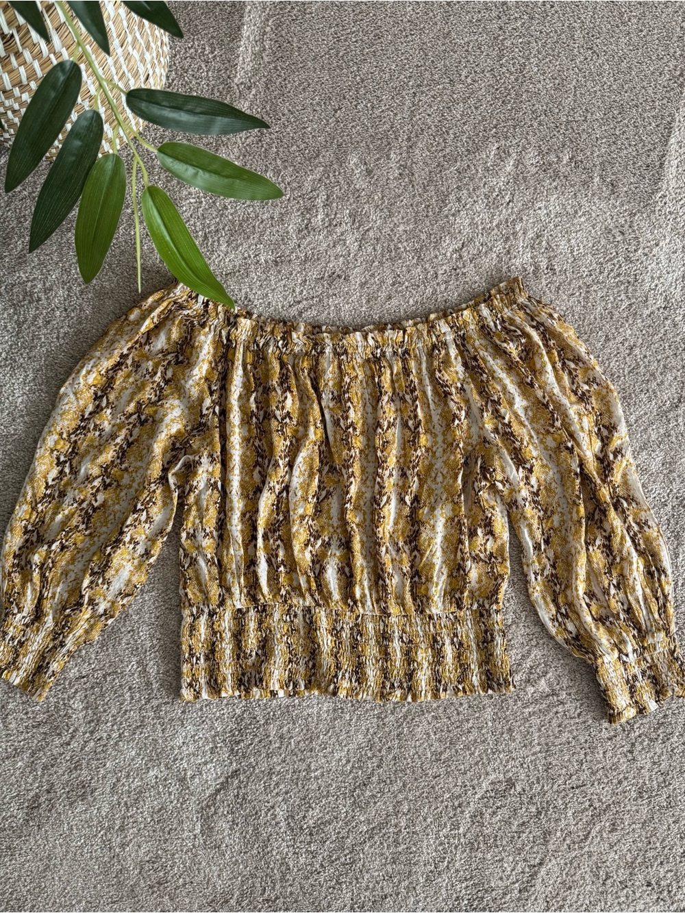 Off-Shoulder Smocked Hem Floral Top in Mustard Snake Print L